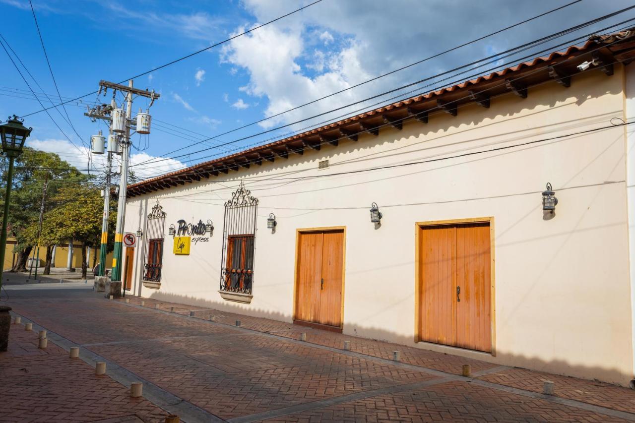 Apartamentos Casco Historico Comayagua Exterior foto